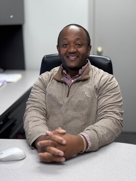 Staff member Rudy Carter from ID_46bc71c4a940