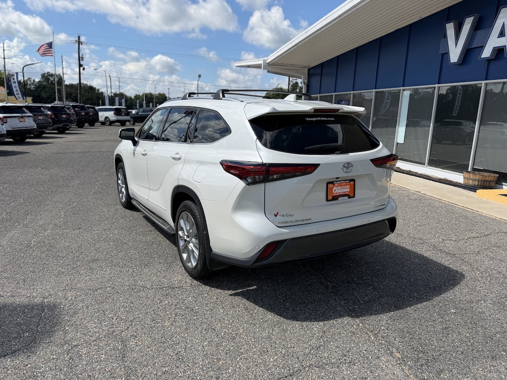 Used 2021 Toyota Highlander Limited SUV