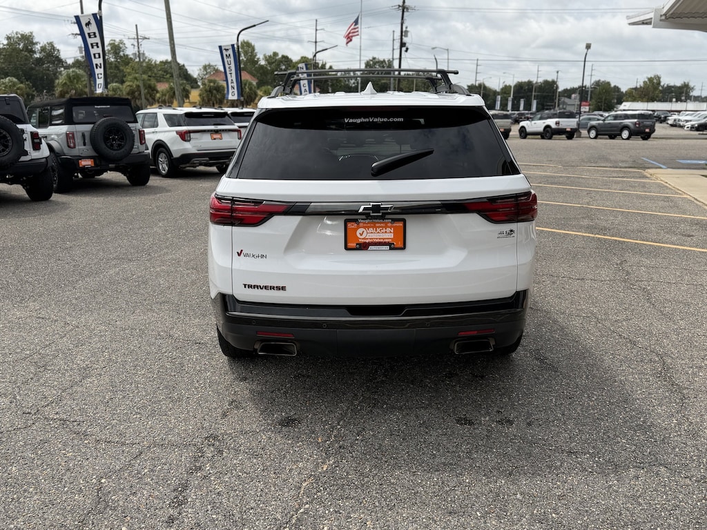 Used 2023 Chevrolet Traverse Premier SUV