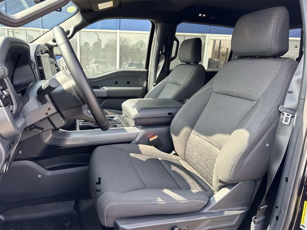 2025 Ford F-150 XLT - Photo 8