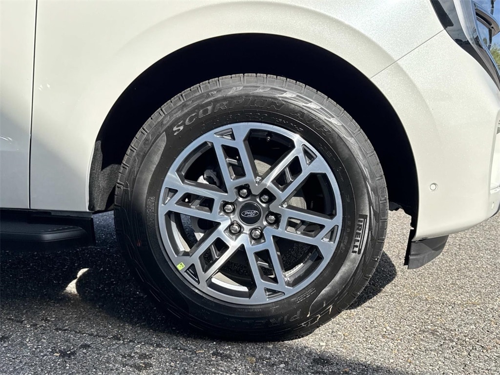 New 2025 Ford Expedition Active SUV