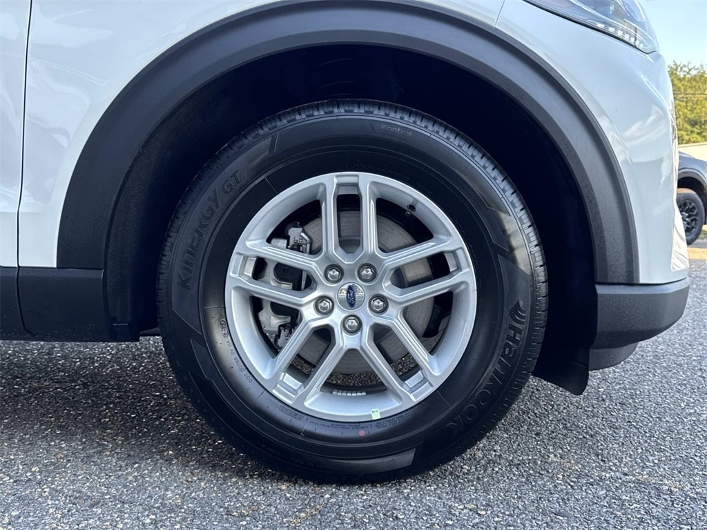 New 2025 Ford Explorer Active SUV