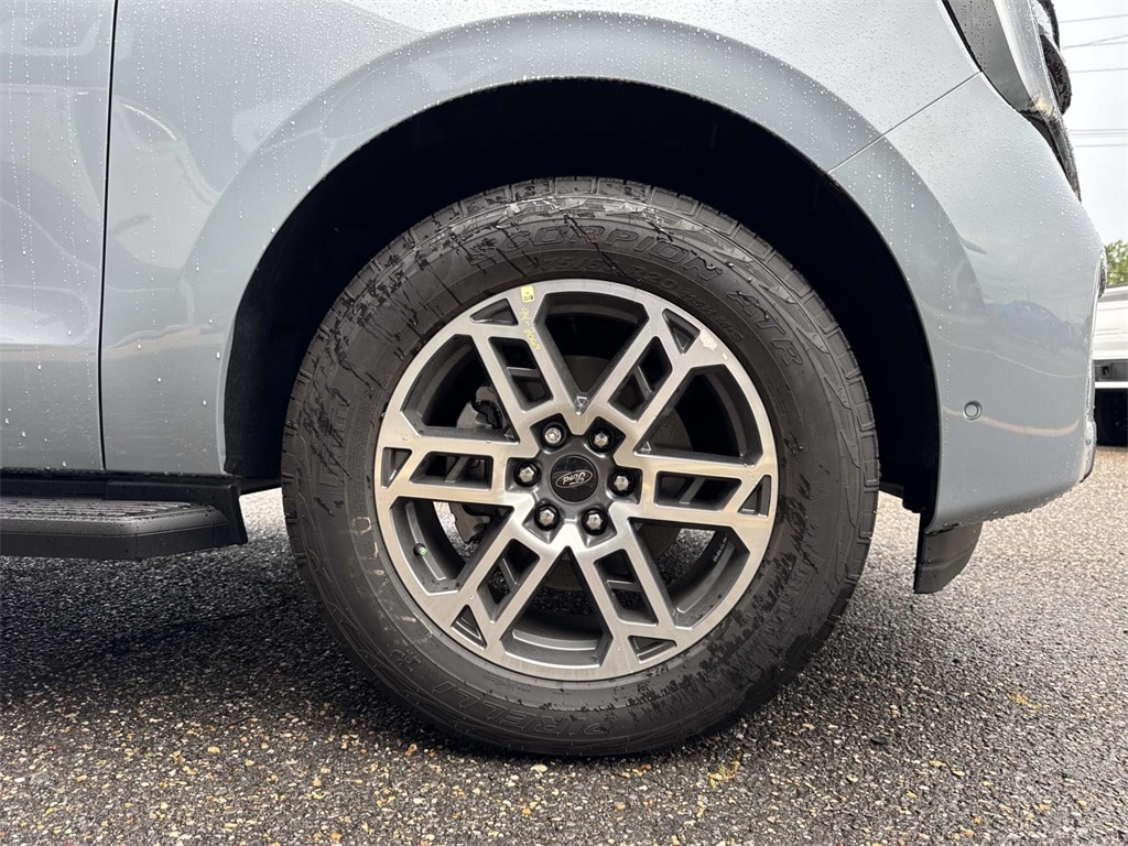 New 2025 Ford Expedition Max Active SUV