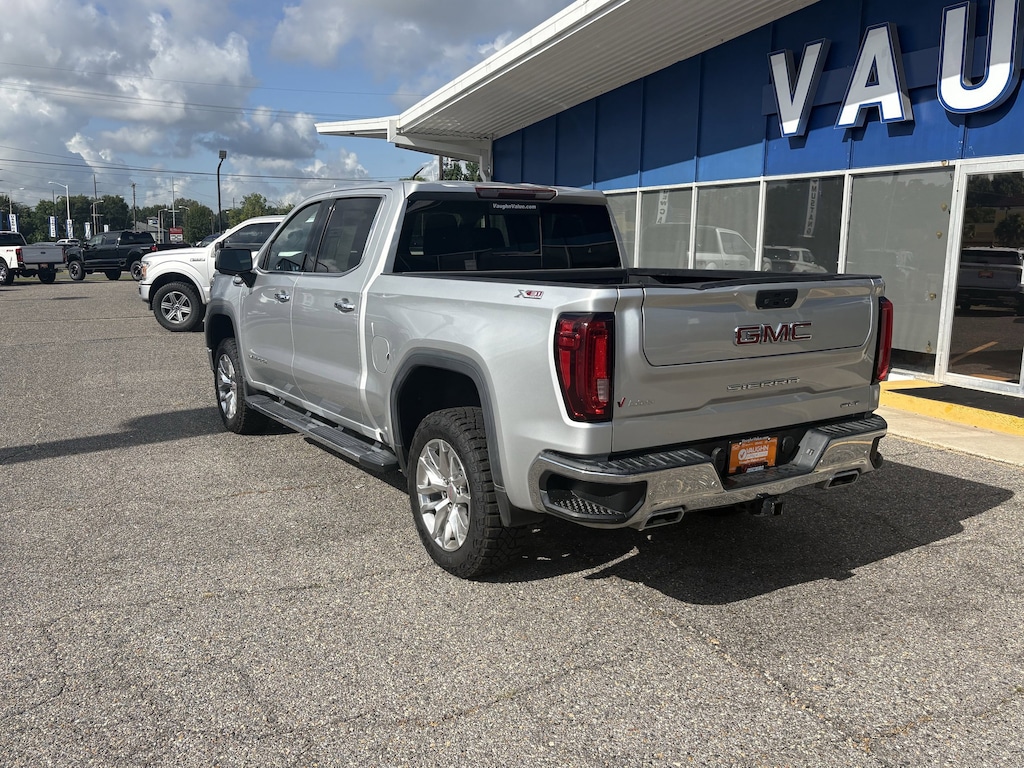 Used 2021 GMC Sierra 1500 SLT Truck Crew Cab
