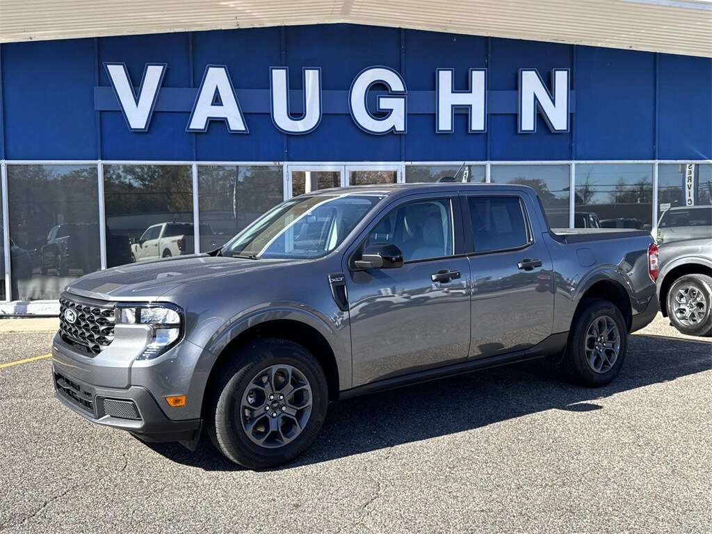 New 2025 Ford Maverick XLT Truck SuperCrew