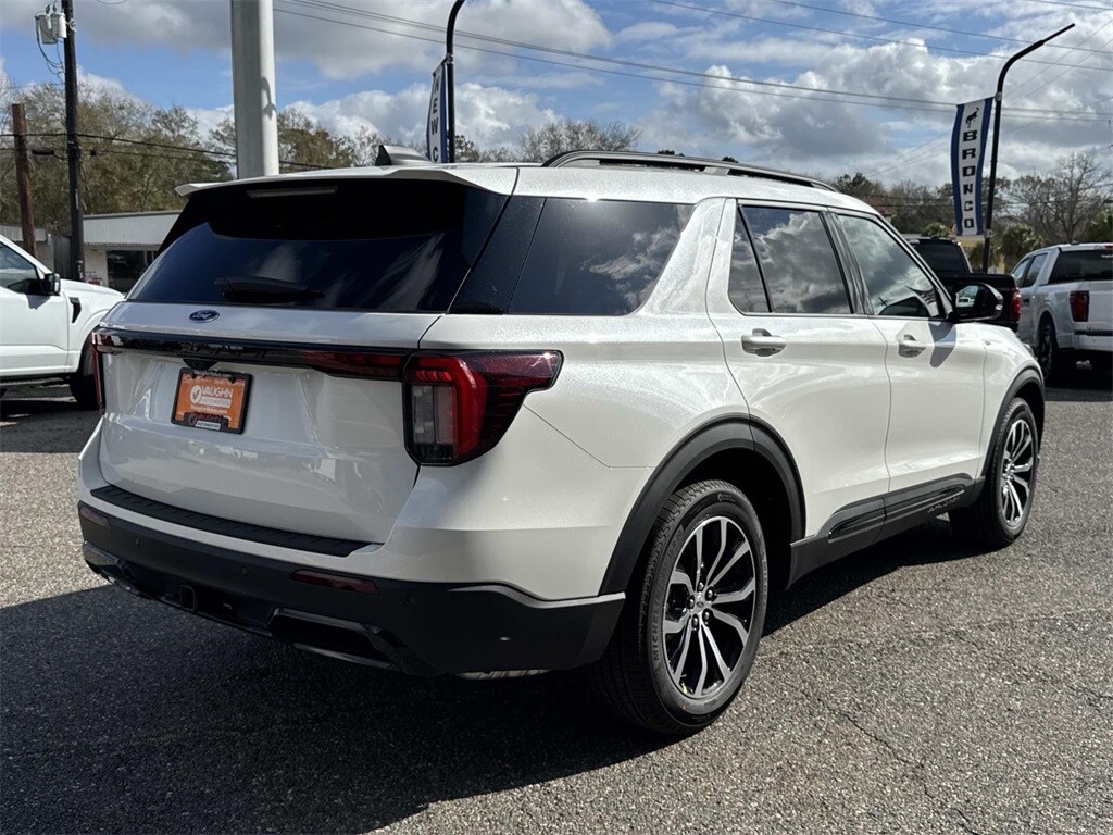 New 2026 Ford Explorer ST-Line SUV