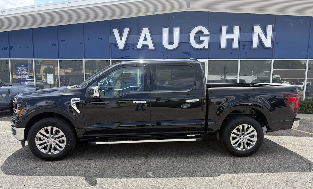 New 2026 Ford F-150 XLT Truck SuperCrew Cab