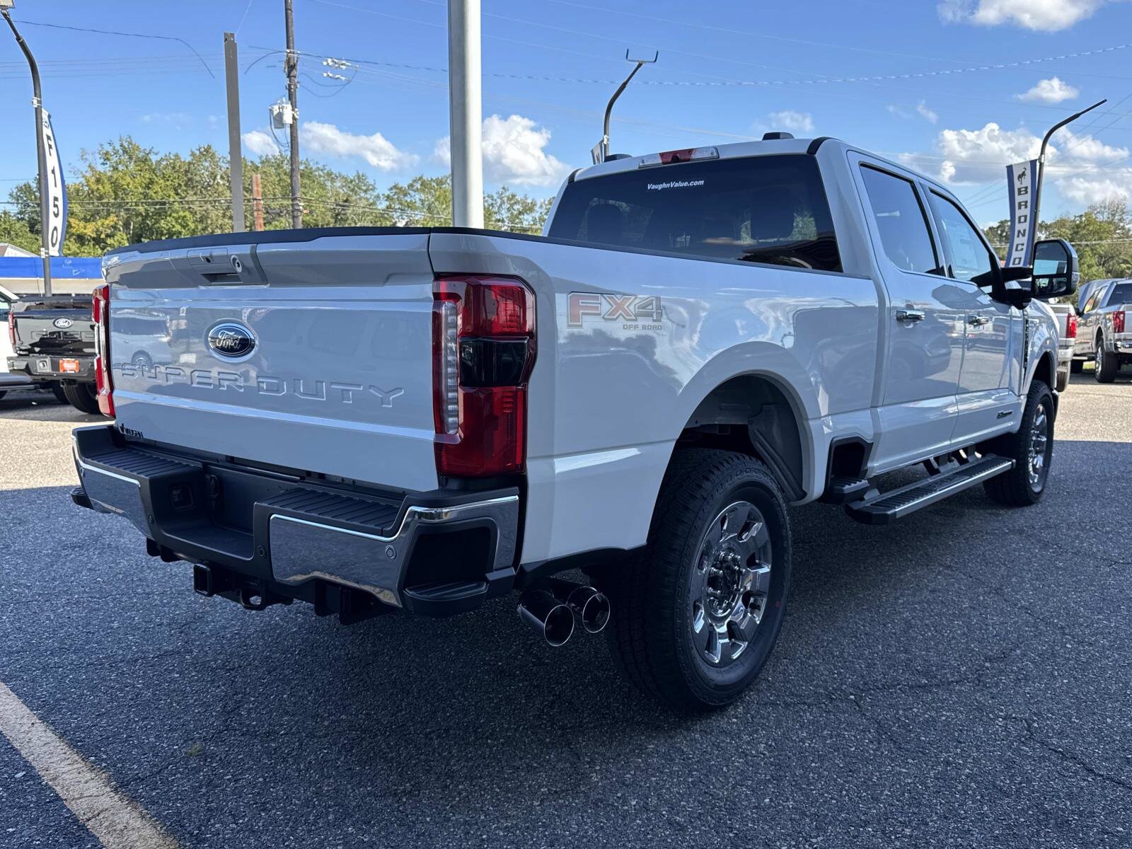2026 Ford F-250 Lariat photo 4