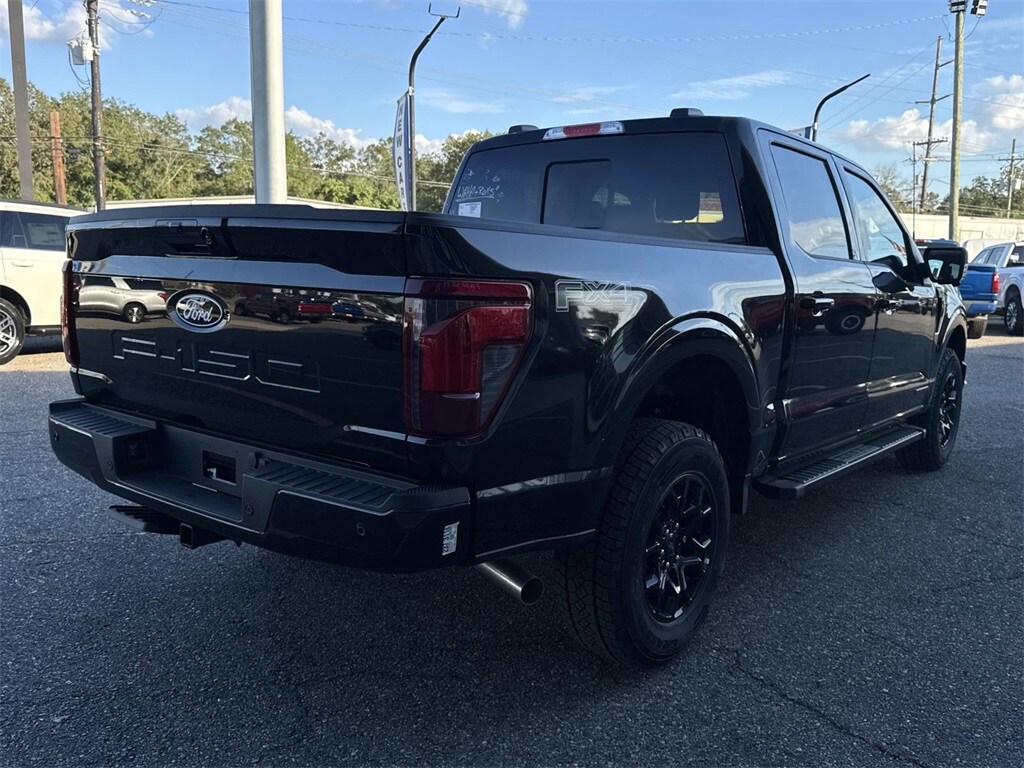 2025 Ford F-150 XLT photo 4