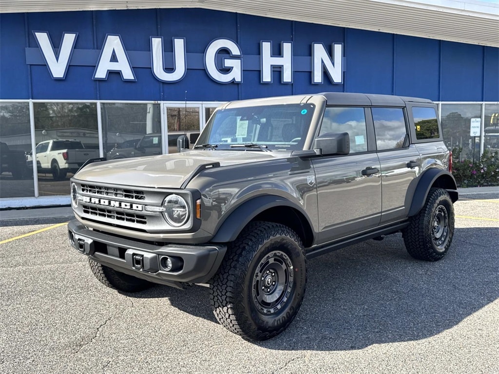 2025 Ford Bronco 4-Door Big Bend's photo