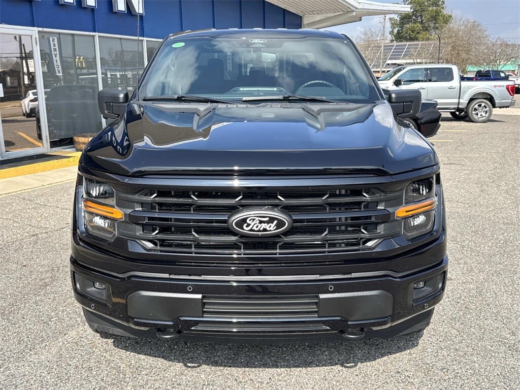 New 2025 Ford F-150 XLT Truck SuperCrew Cab