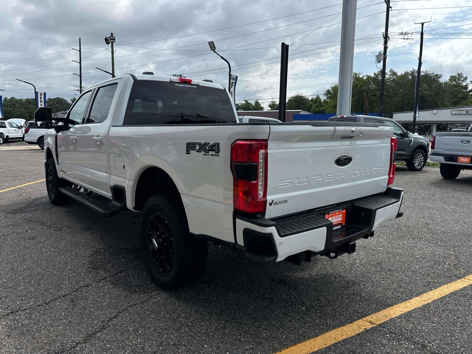 2025 Ford F-250 XLT photo 4