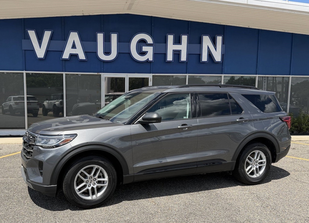 New 2026 Ford Explorer Active SUV