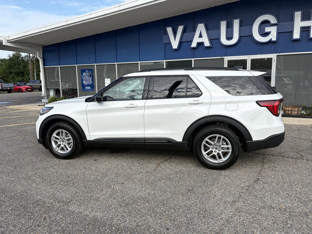 New 2026 Ford Explorer Active w/200A Pkg SUV