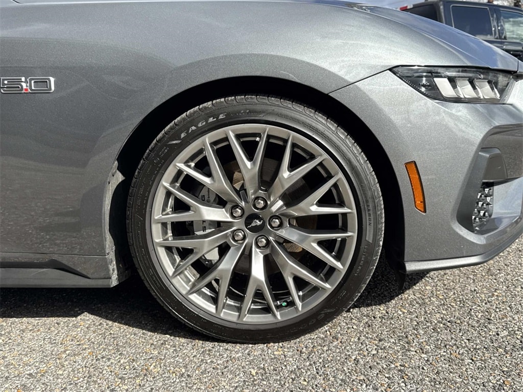 Used 2025 Ford Mustang Coupe