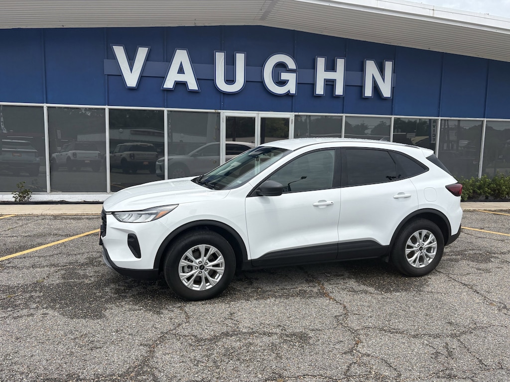 Used 2025 Ford Escape Active SUV