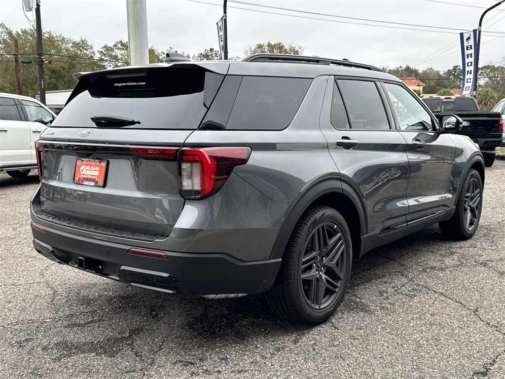 New 2026 Ford Explorer ST-Line SUV