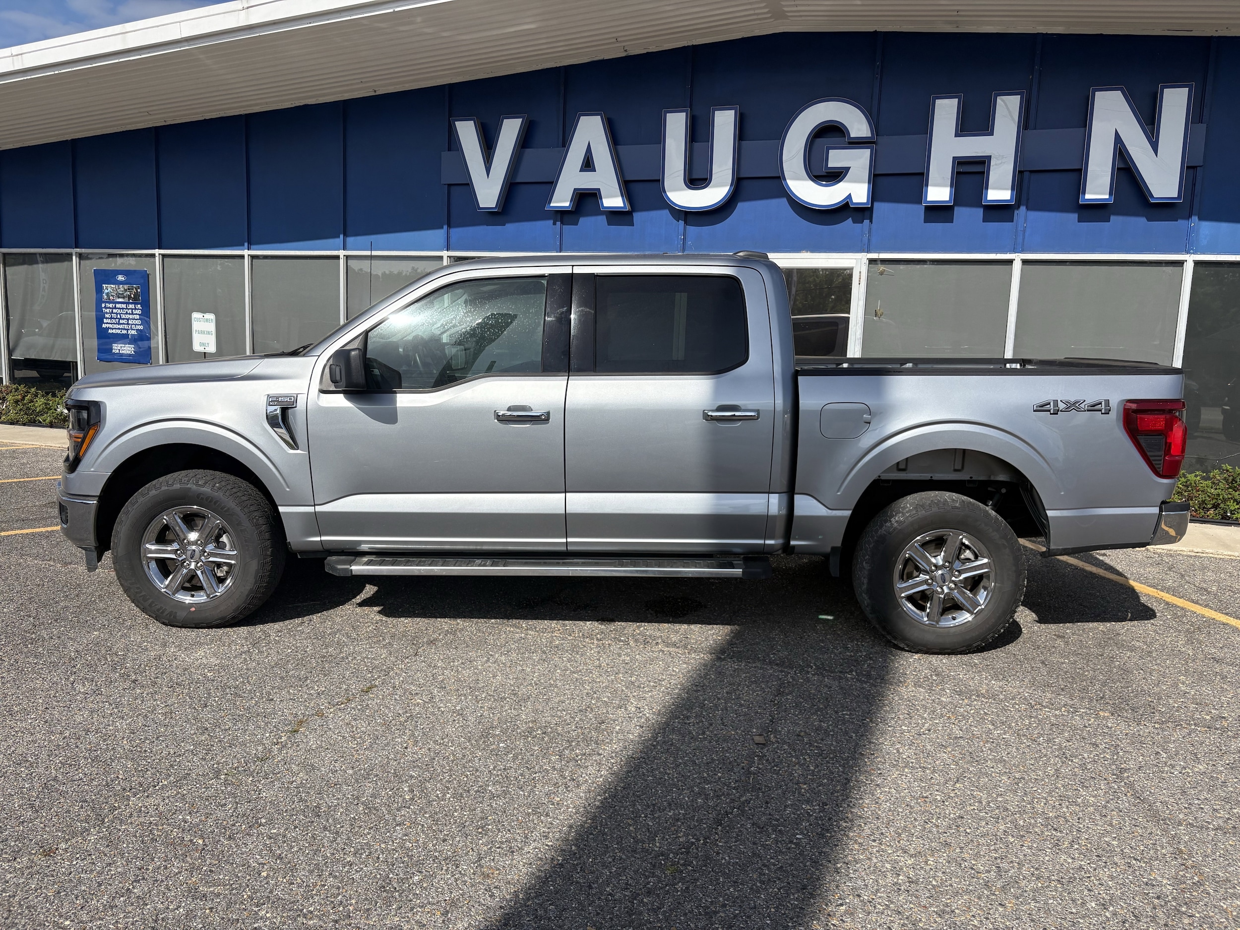 Used 2025 Ford F-150 XLT Truck SuperCrew Cab