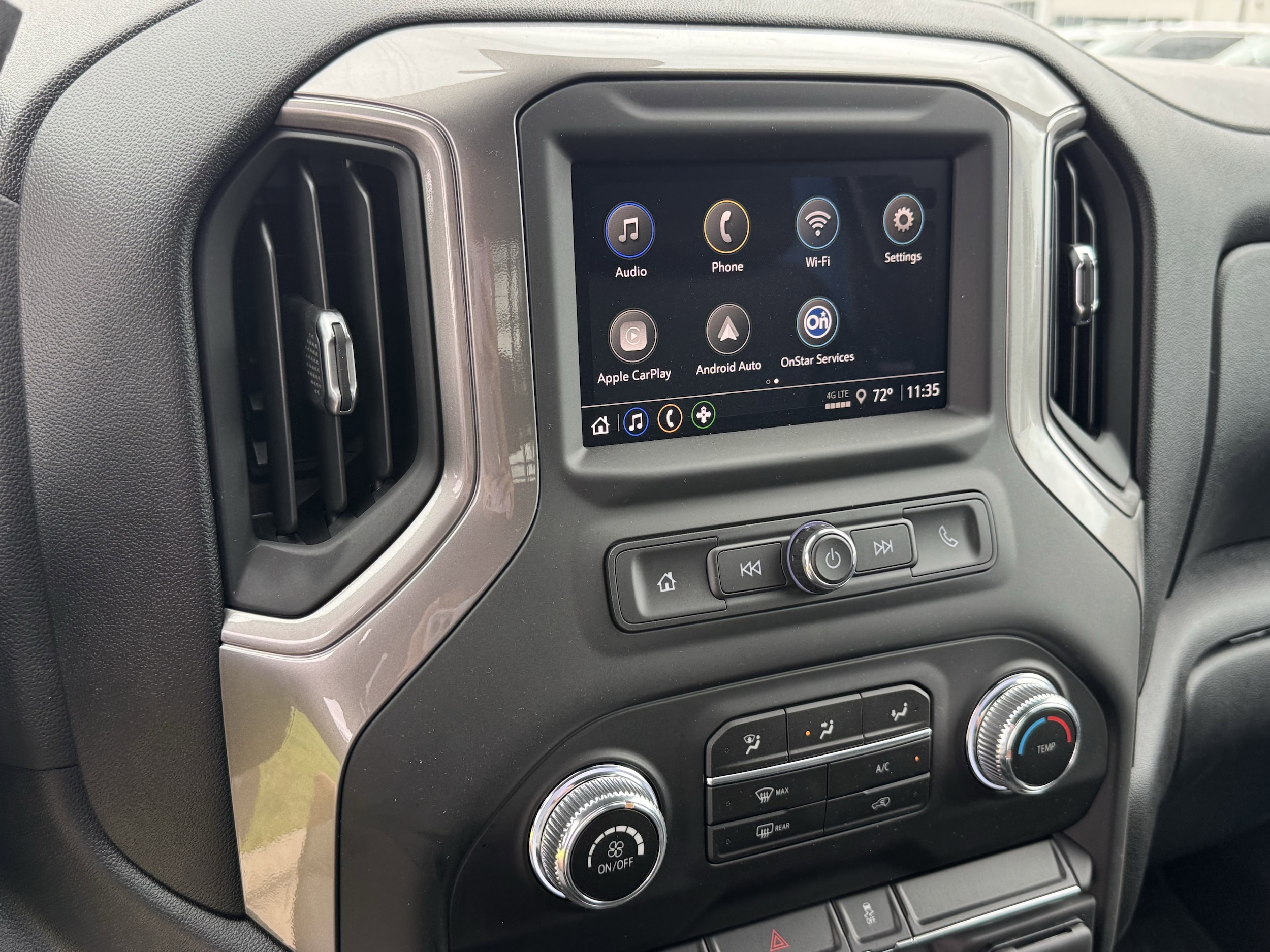 2026 GMC Sierra 3500 Chassis Cab Pro - Photo 14
