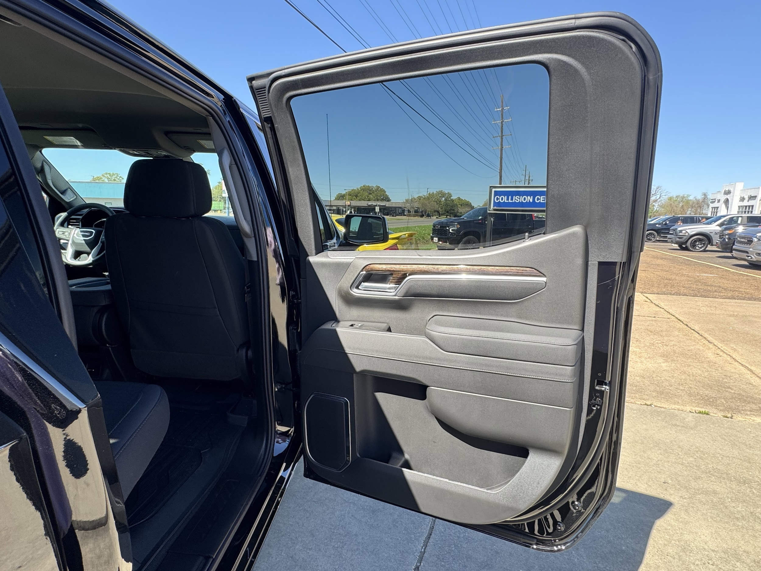 2026 GMC Sierra 1500 SLE - Photo 16
