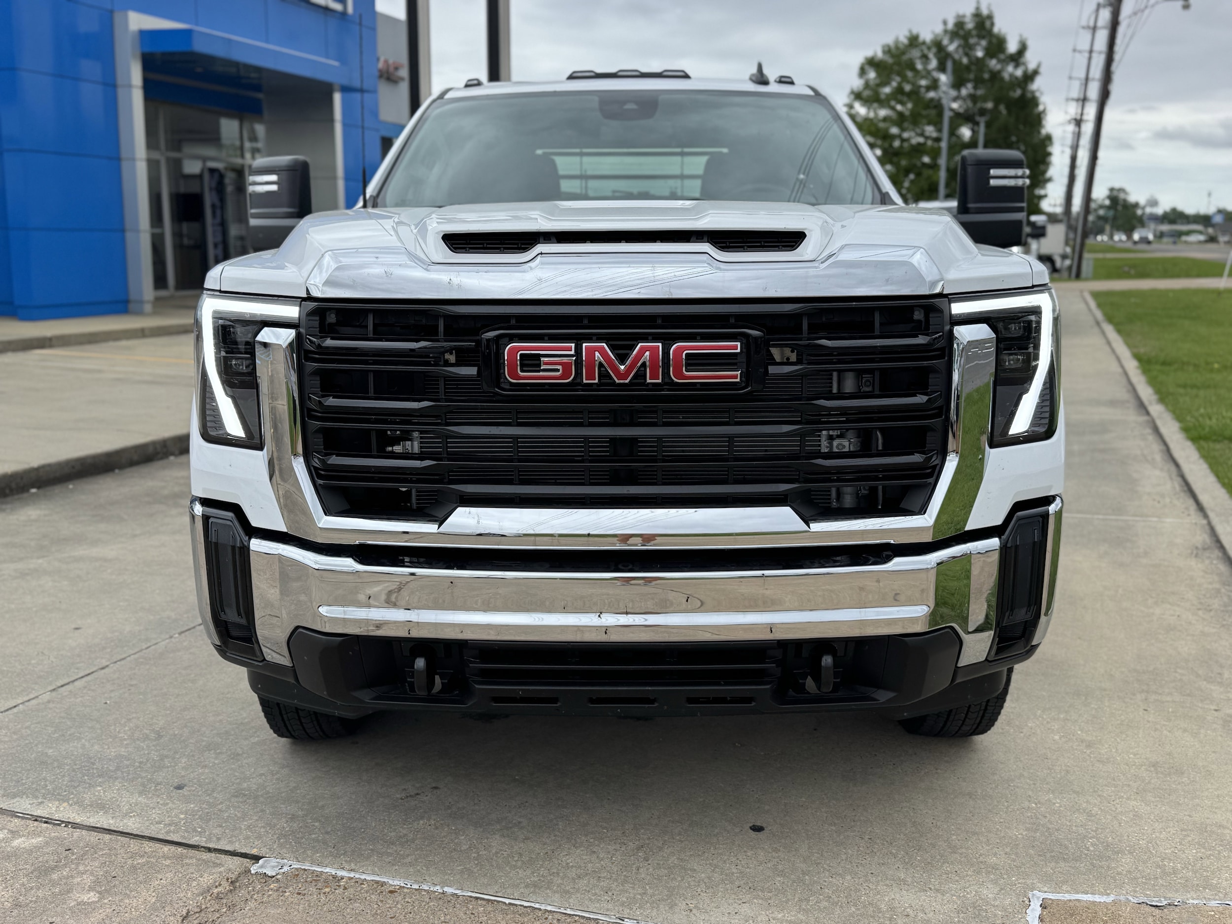 2026 GMC Sierra 3500 Chassis Cab Pro - Photo 7