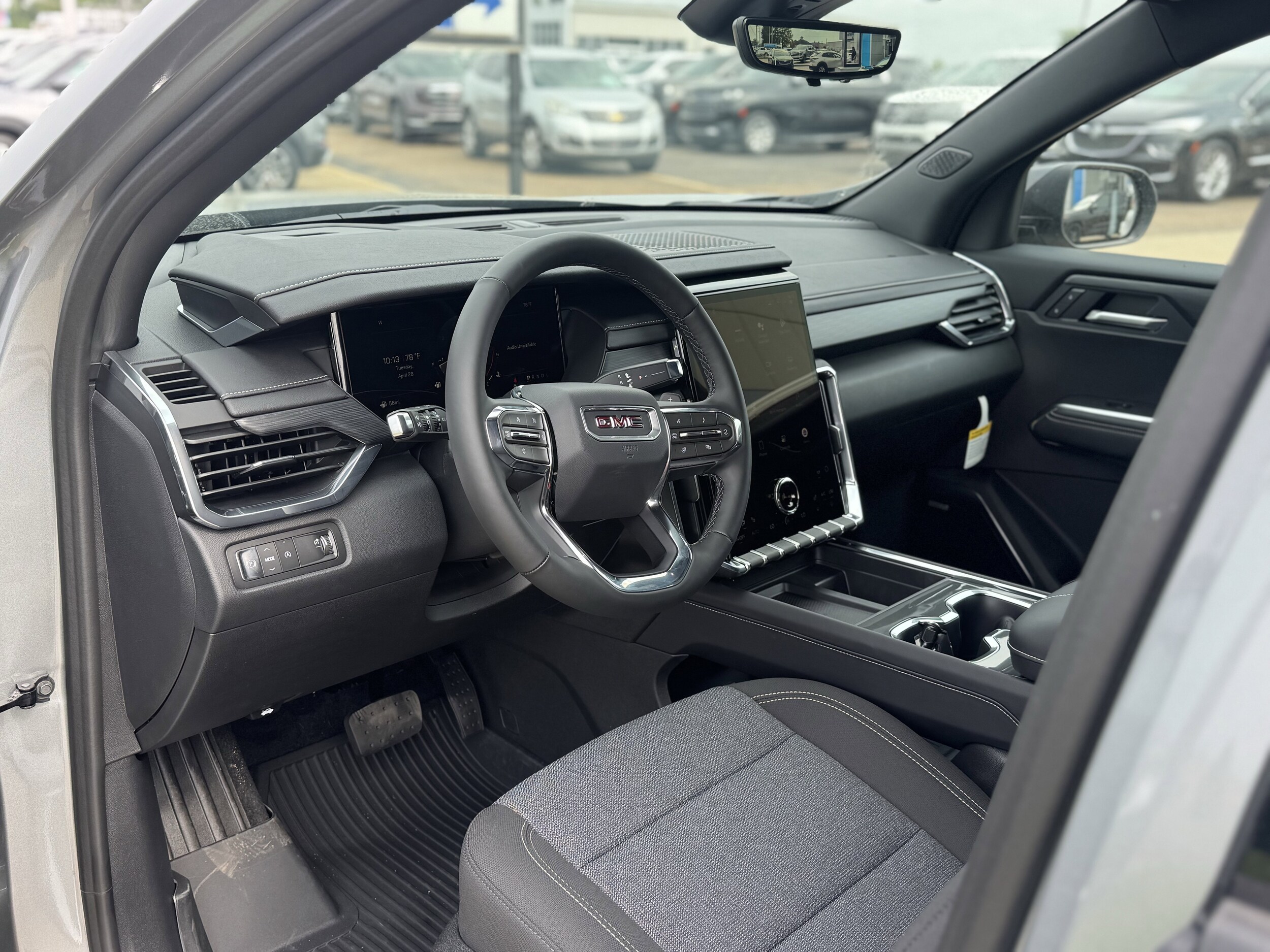 2026 GMC Acadia Elevation - Photo 10