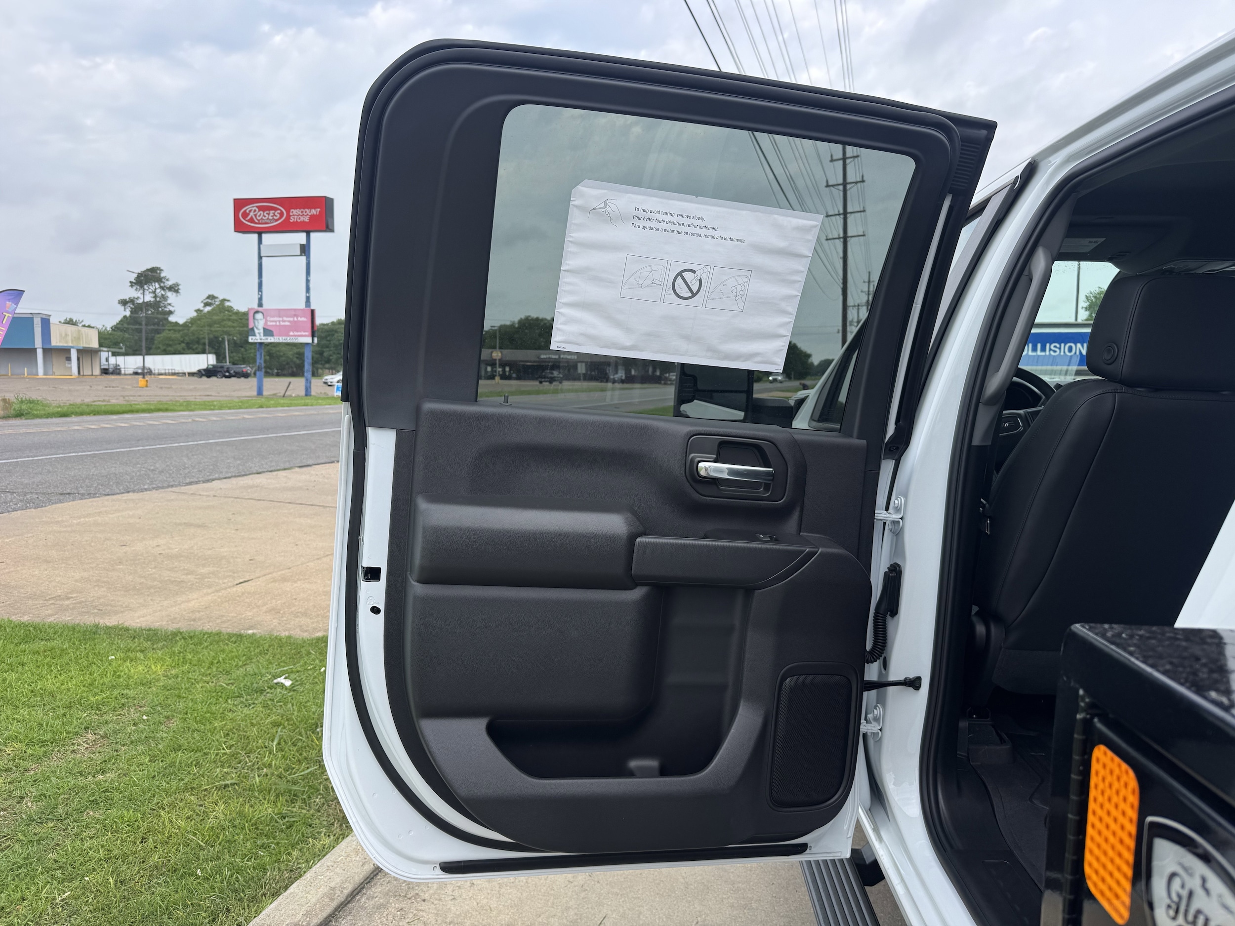 2026 GMC Sierra 3500 Chassis Cab Pro - Photo 15