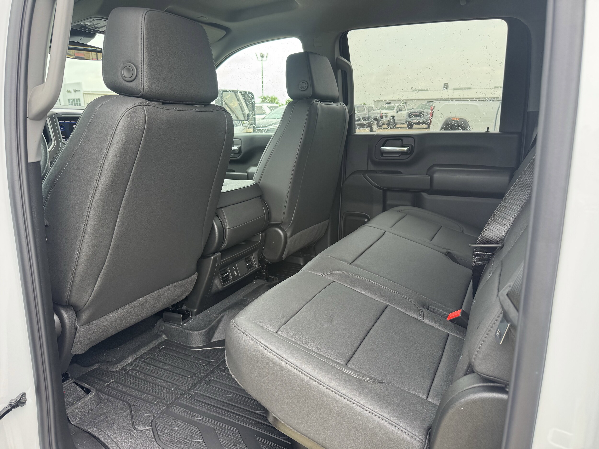 2026 GMC Sierra 3500 Chassis Cab Pro - Photo 16