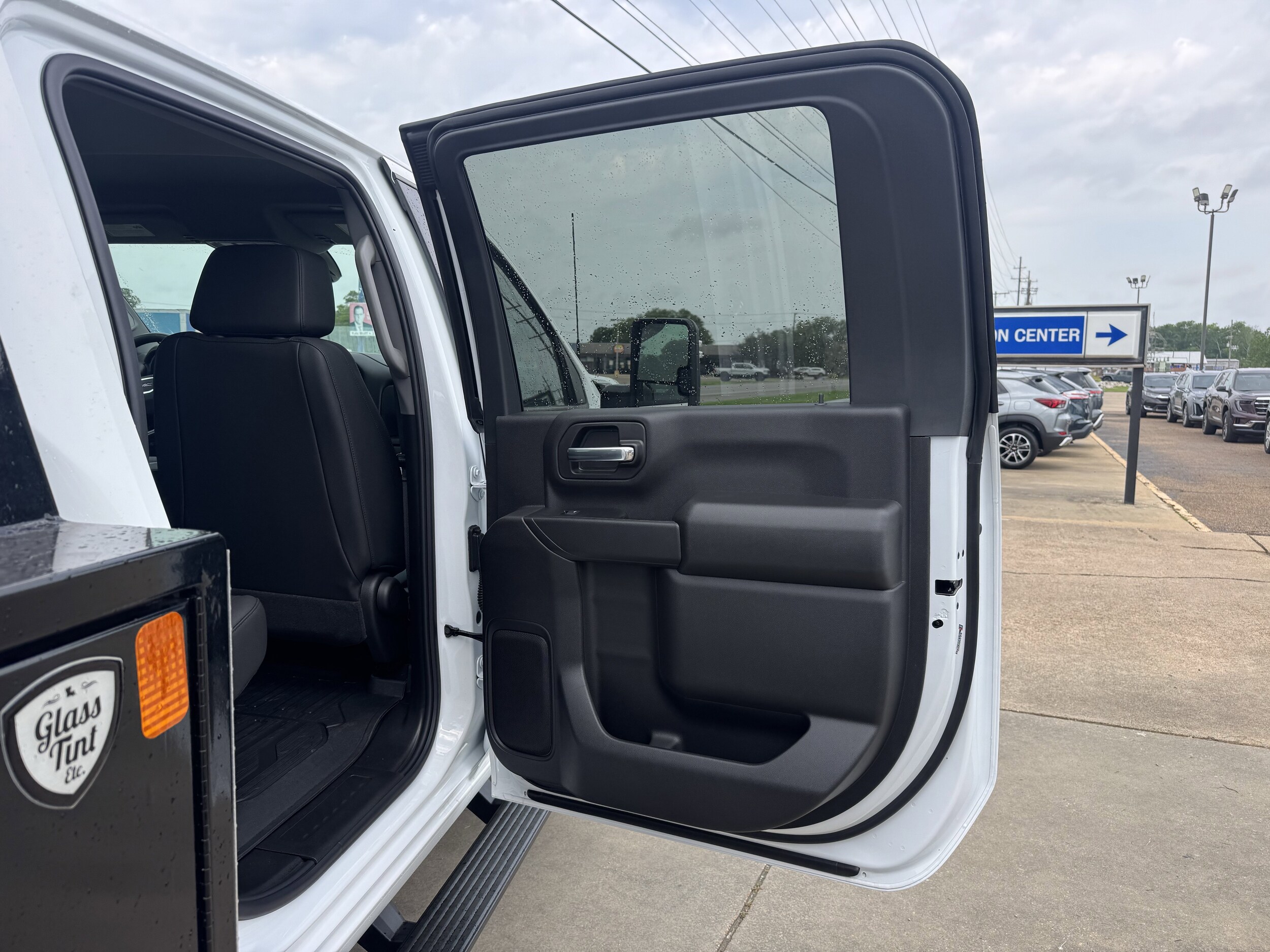 2026 GMC Sierra 3500 Chassis Cab Pro - Photo 17