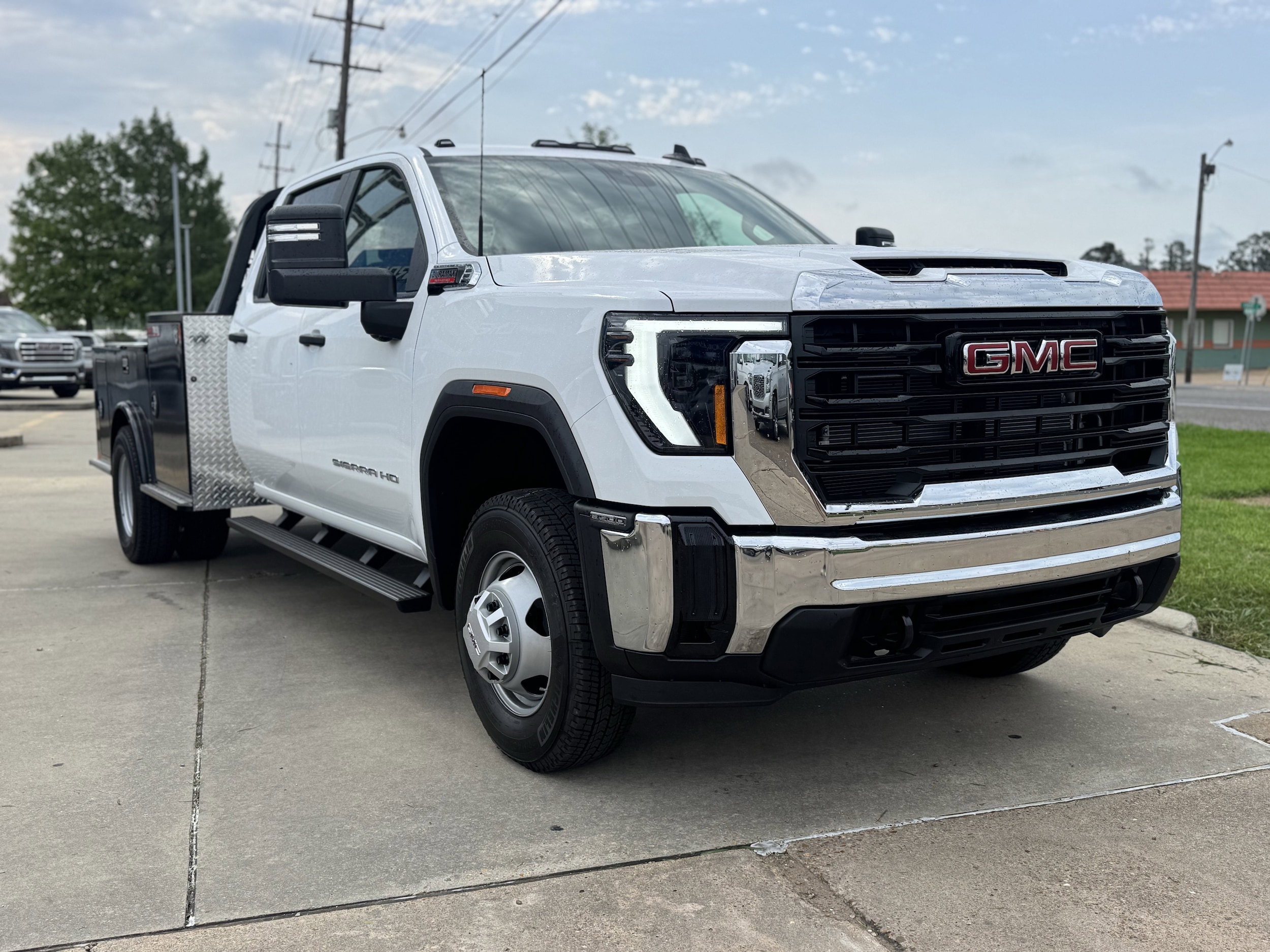 2026 GMC Sierra 3500 Chassis Cab Pro - Photo 6