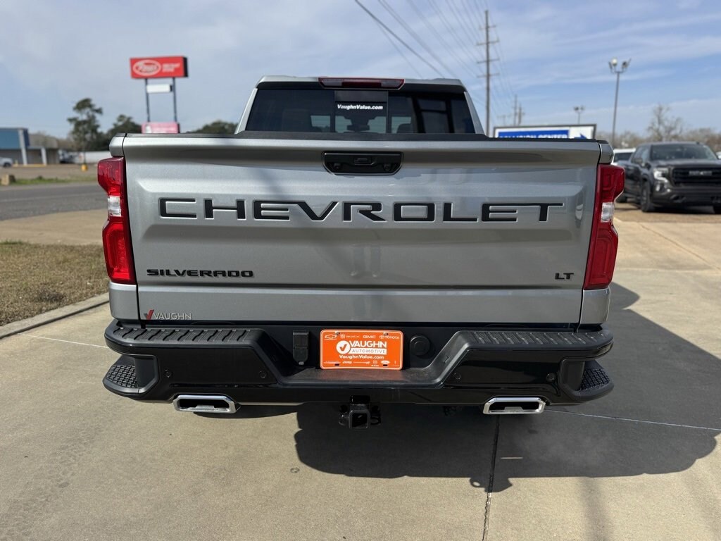 Used 2024 GMC Sierra 2500 HD AT4 Truck