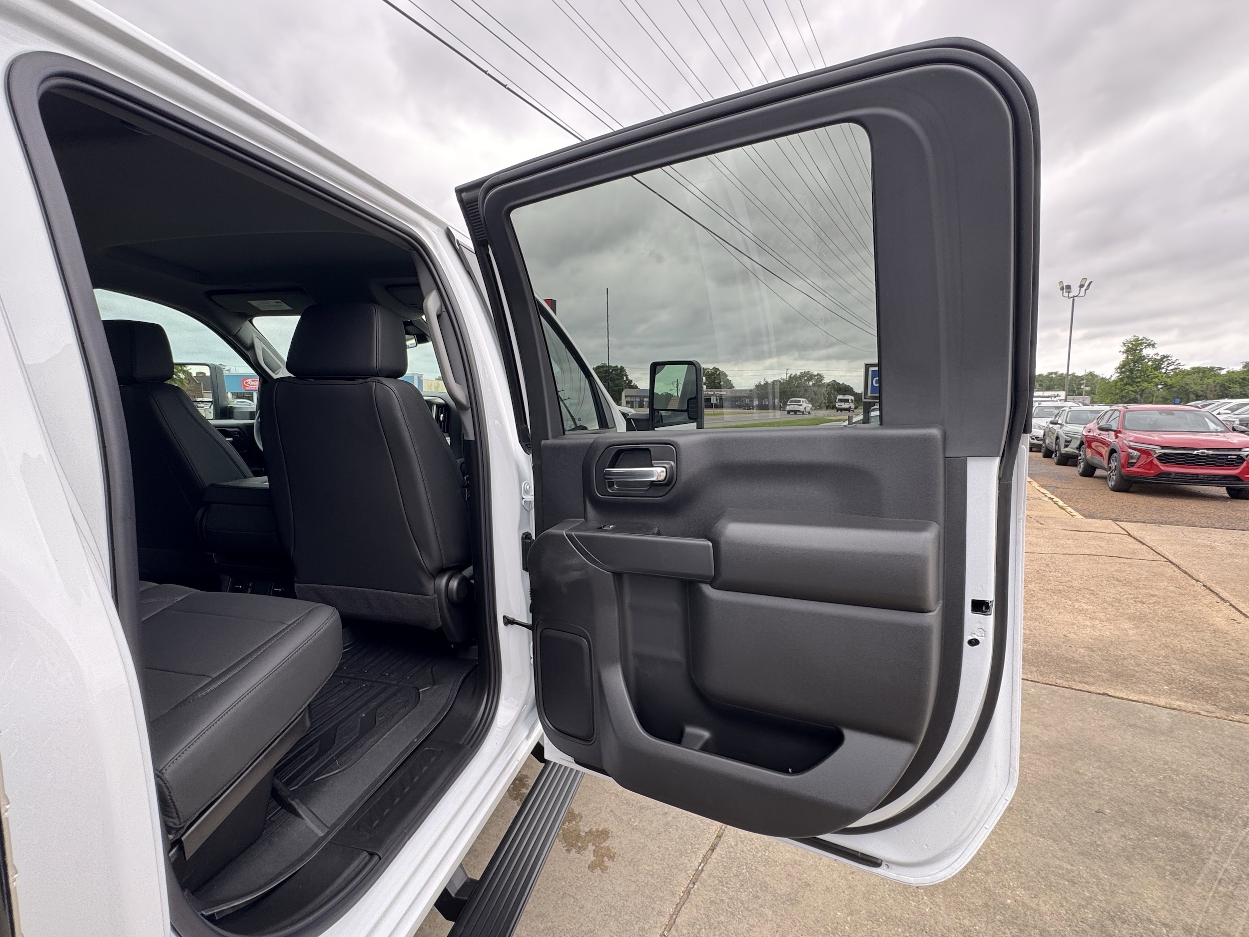 2026 GMC Sierra 3500 Chassis Cab Pro - Photo 17