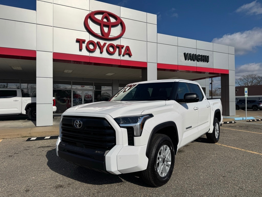 2026 Toyota Tundra SR5's photo