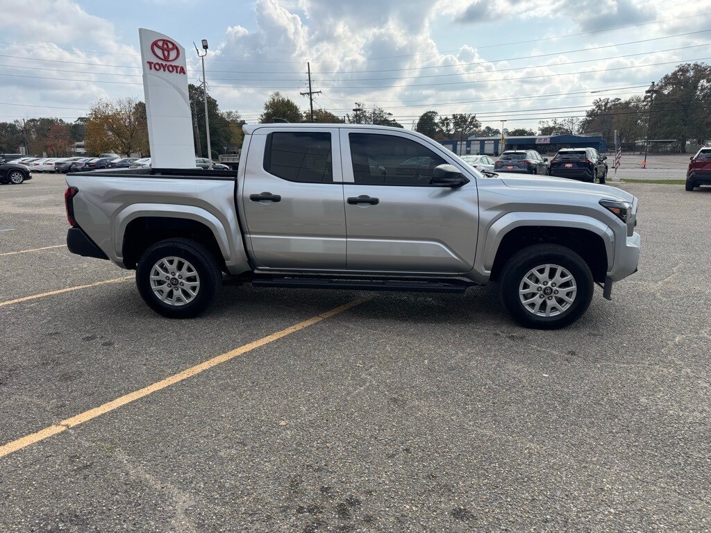 2025 Toyota Tacoma SR photo 3