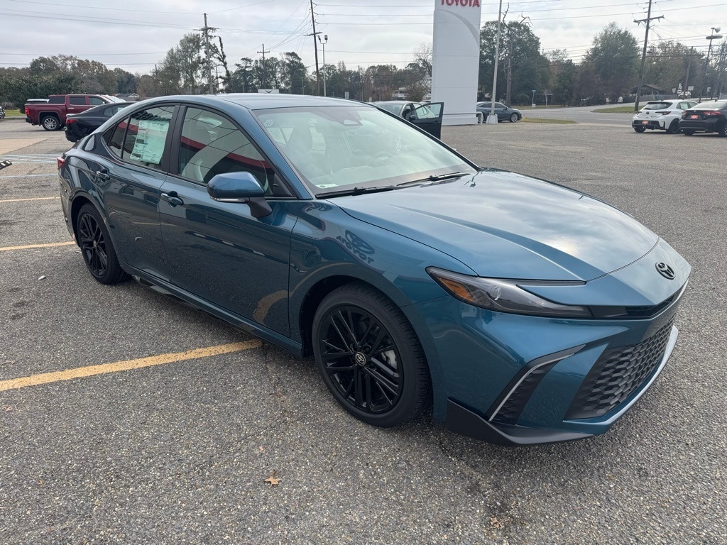 New 2026 Toyota Camry SE SE