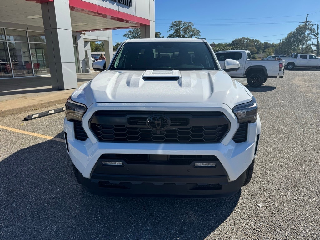 New 2025 Toyota Tacoma i-FORCE MAX TRD Sport 4X4 DOUBLE CAB HV