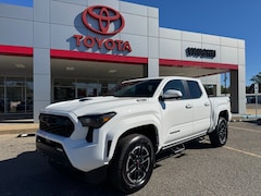 2025 Toyota Tacoma i-FORCE MAX TRD Sport 4X4 DOUBLE CAB HV