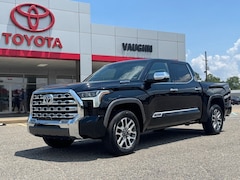 2025 Toyota Tundra i-FORCE MAX 1794 Edition 1794 CREWMAX 5.5