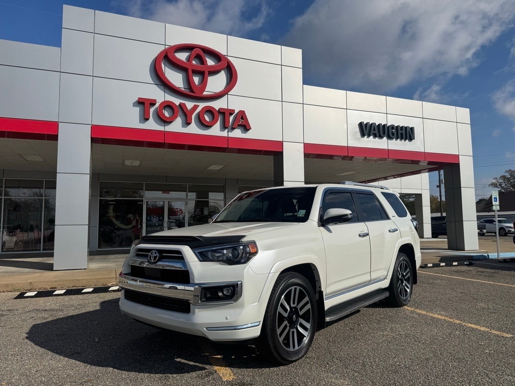 2023 Toyota 4Runner Limited's photo