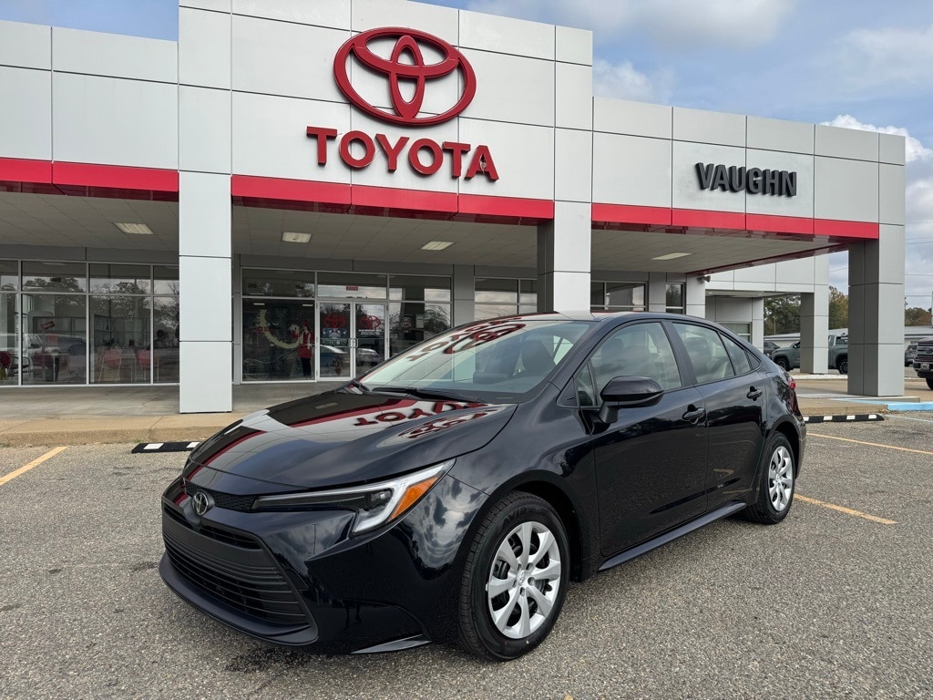 2026 Toyota Corolla LE's photo