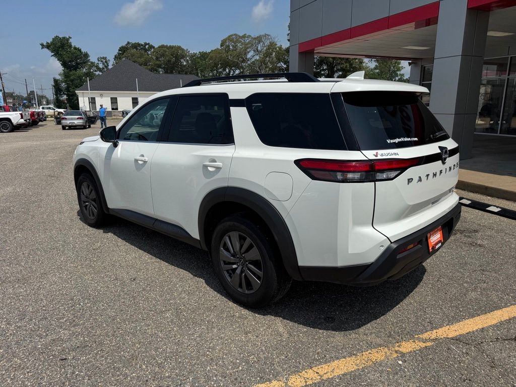 Used 2025 Nissan Pathfinder SV SUV