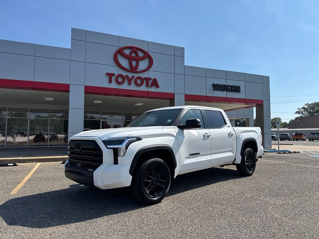 2025 Toyota Tundra Truck CrewMax 