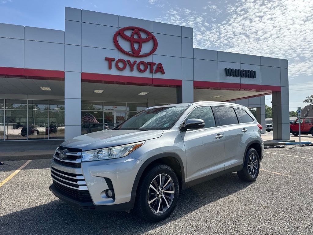 Used 2019 Toyota Highlander XLE SUV