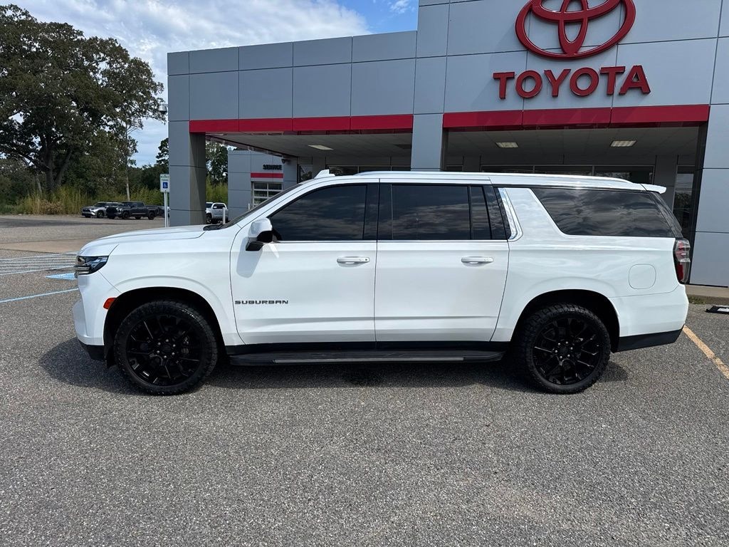 Used 2022 Chevrolet Suburban LT SUV