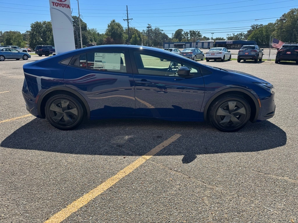 New 2026 Toyota Prius LE LE