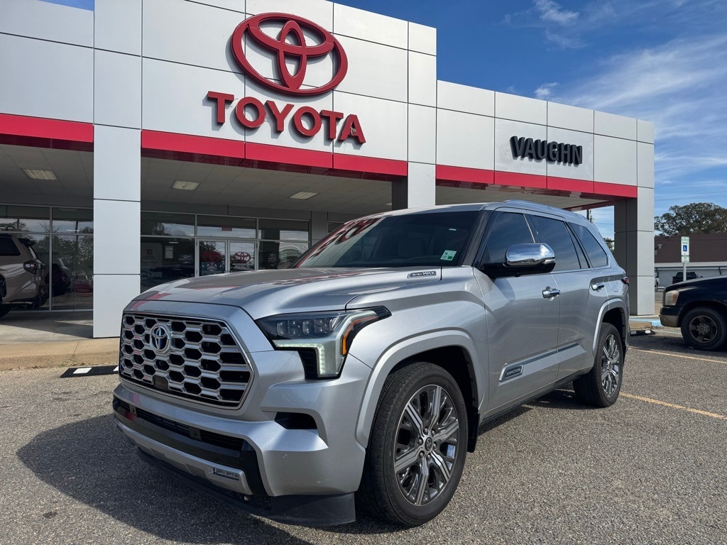 2023 Toyota Sequoia Capstone's photo