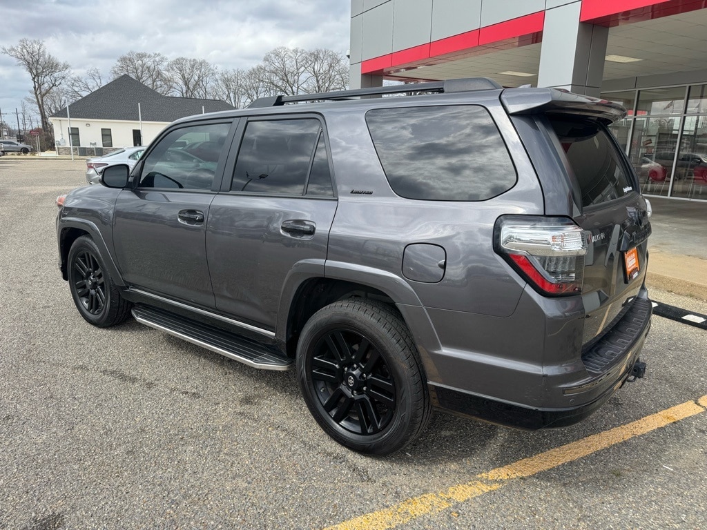 2021 Toyota 4Runner Night Shade - Photo 7