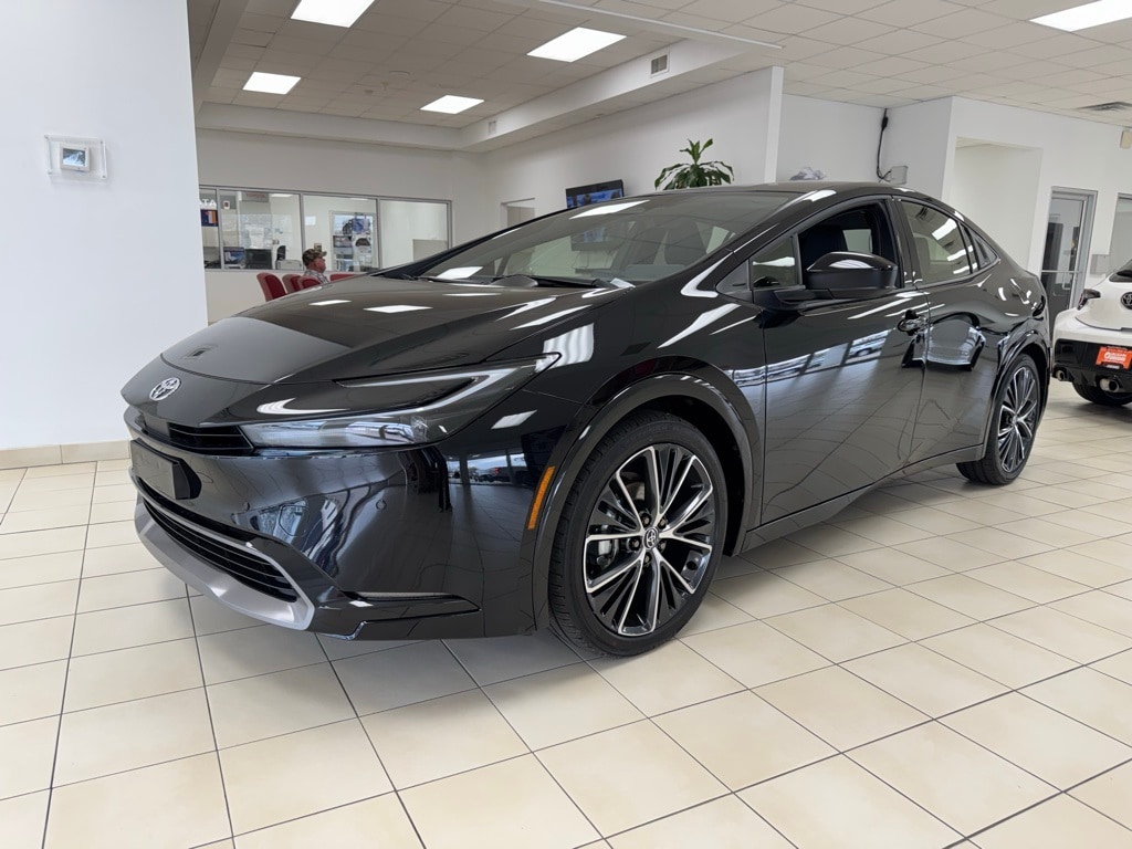 2026 Toyota Prius XLE's photo