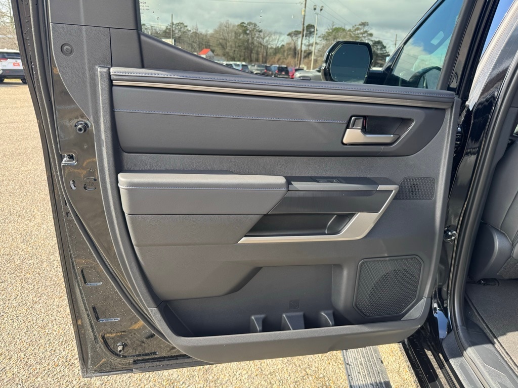 2026 Toyota Tundra Platinum - Photo 13