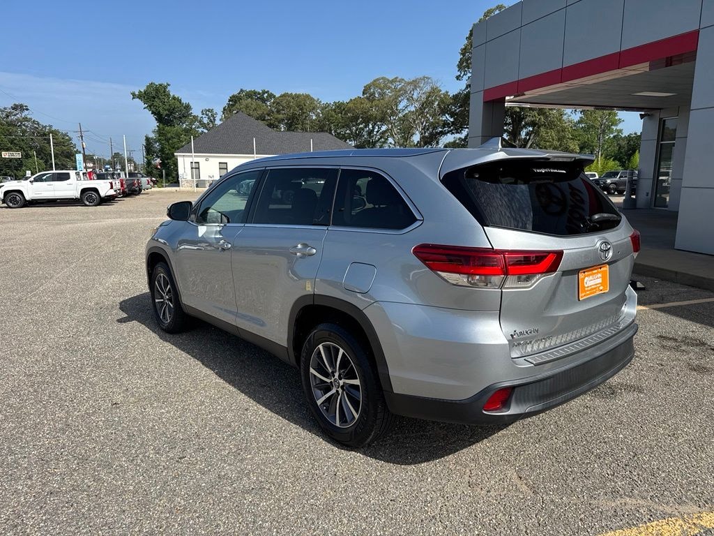 Used 2019 Toyota Highlander XLE SUV